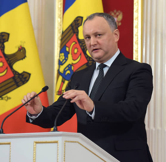 Президент Молдавии Игорь Додон обещает в случае своего переизбрания сделать страну «мостом между Востоком и Западом»