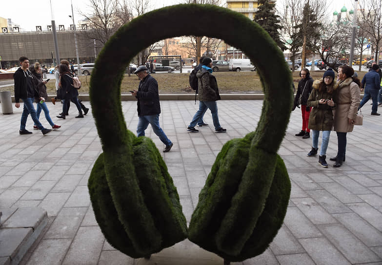 Текущая ситуация радикально меняет пути, которыми записанная музыка попадает к российскому слушателю