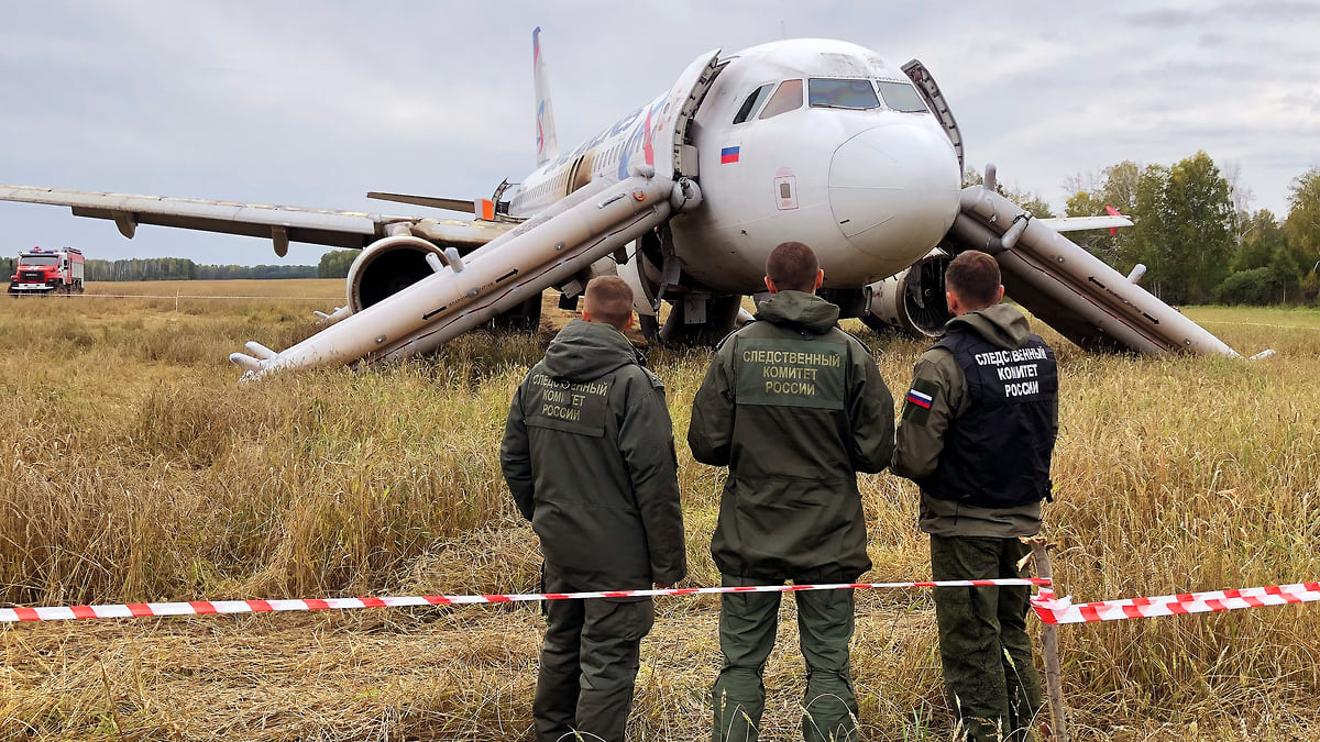 Росавиация выпустила рекомендации о дополнительном обучении летчиков на  случай отказа системы уборки шасси