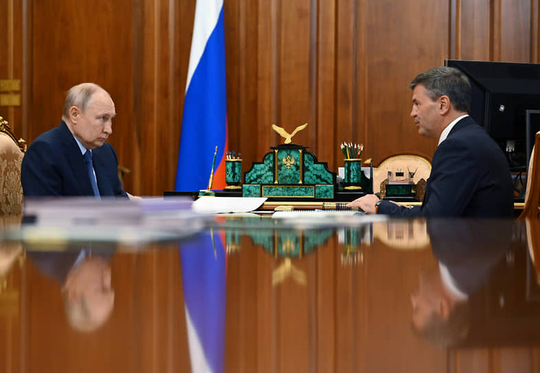 Владимир Путин и Алексей Комиссаров насмотрелись друг на друга и на презентации друг друга