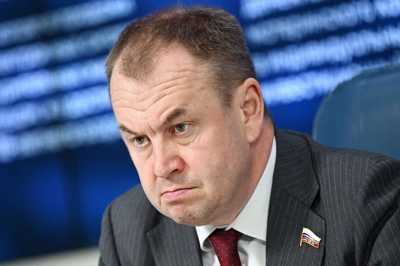Заместитель председателя комитета Госдумы по экономической политике Станислав Наумов