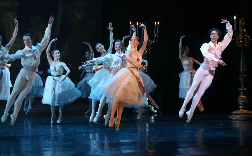 Одноактный балет «Праздничный вечер»