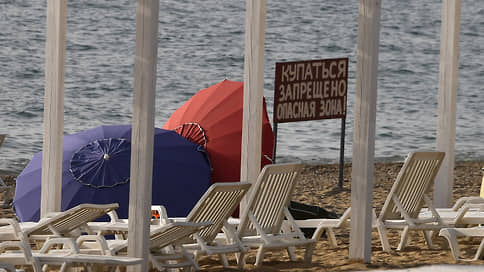Пляж накрыло кассетным зарядом // Ракетный удар по Севастополю привел к гибели людей