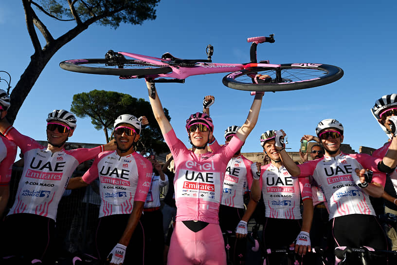 Тадей Погачар решительно настроен стать первым с 1998 года велогонщиком, выигравшим за один год и Giro d’Italia, и Tour De France