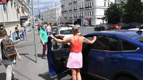 Стоять себе дороже // В Москве повышаются тарифы на парковку и вводятся новые платные зоны