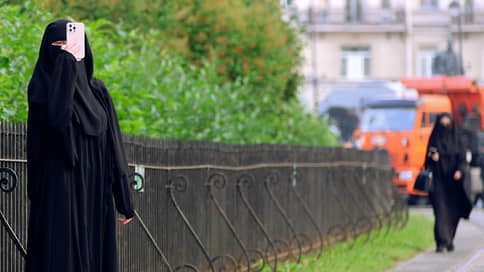 С никабами по-прежнему будут носиться // В правительстве раскритиковали законопроект о запрете ношения религиозной одежды