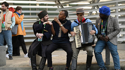 Дружи, пока молодой // Социологи выяснили, что в странах БРИКС думают об этой организации и друг о друге