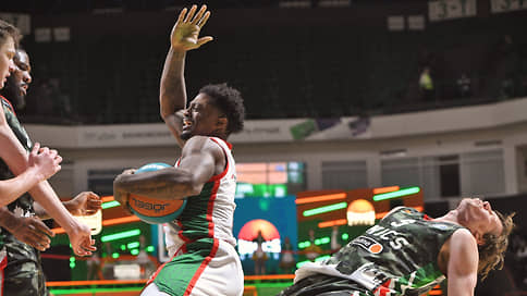 Локомотив-Кубань отцепил казанский вагон // Железнодорожники второй раз в сезоне обыграли УНИКС