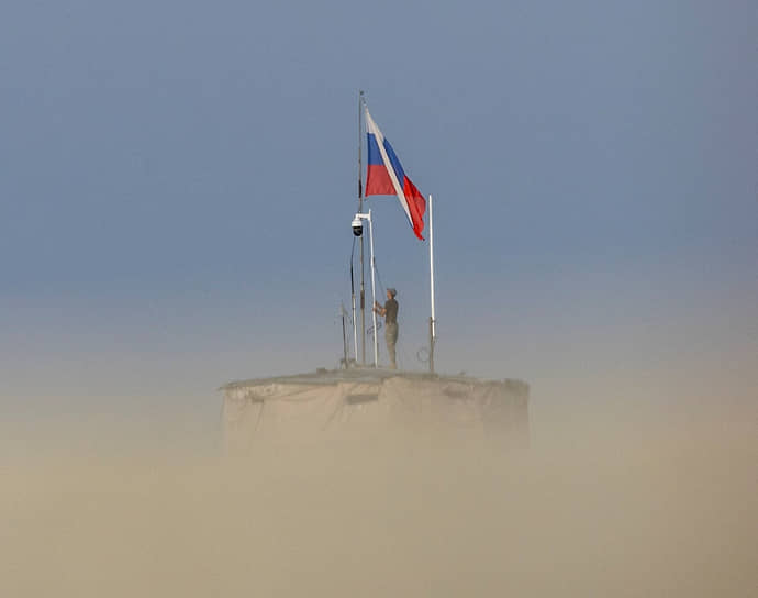 Новые сирийские власти дают понять, что не собираются рвать отношений с Россией. Это значит, что судьба российских военных баз не так уж безнадежна