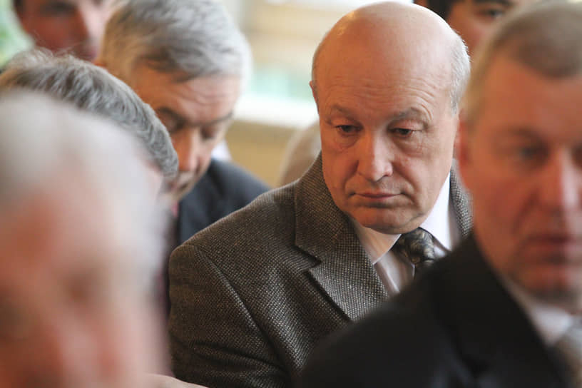 Генпрокуратура пришла к выводу, что Виктор Круглов совмещал депутатскую деятельность с предпринимательской
