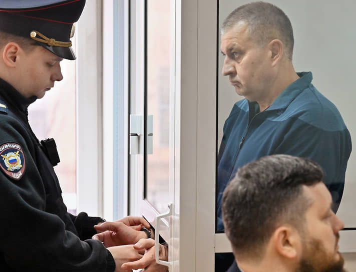 Генерал Шамарин рассчитывает после приговора уехать на СВО