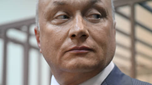 Экс-сенатор отдал долг Родине, а не кредиторам // С бывшего члена Совета федерации, обвиняемого в убийстве, хотят взыскать 2 млрд руб.