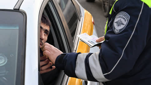 Шашечки тянут на экзамены // Мособлдума вводит штрафы для таксистов за отсутствие аттестации