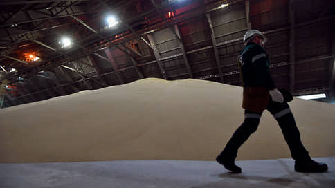 The market is waiting for reduction in carbamide prices due to Chinese exports