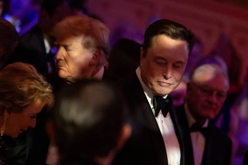 Раньше Илон Маск и Дональд Трамп были не разлей вода — миллиардер даже подолгу жил в имении президента Мар-о-Лаго во Флориде. Но потом между ними пробежала черная кошка