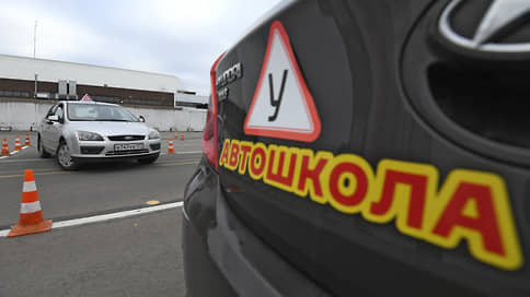 Khusnullin recommended the Prosecutor General to check the driving schools