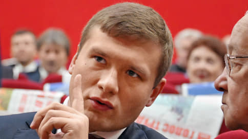 Why did the Governor of Khakassia sued parliament
