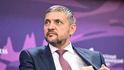 Губернатор Забайкалья нашел крайних // Правительство региона отправлено в отставку из-за невыплат семьям погибших бойцов