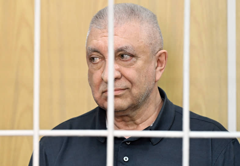 Игорь Игин в зале суда