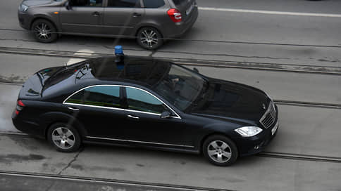 Мигалки светят новыми штрафами // Правительство одобрило более строгое наказание за неуважение к спецтранспорту