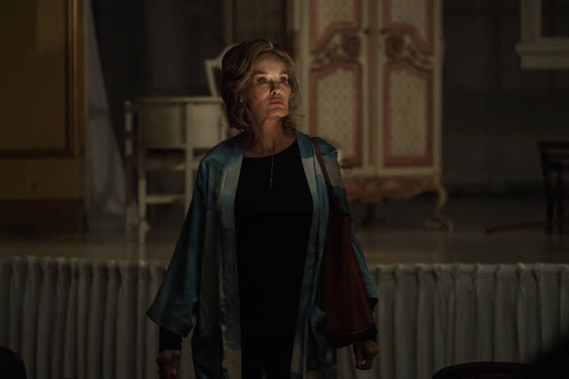 Роль театральной дивы на закате становится кинематографическим бенефисом Джессики Лэнг