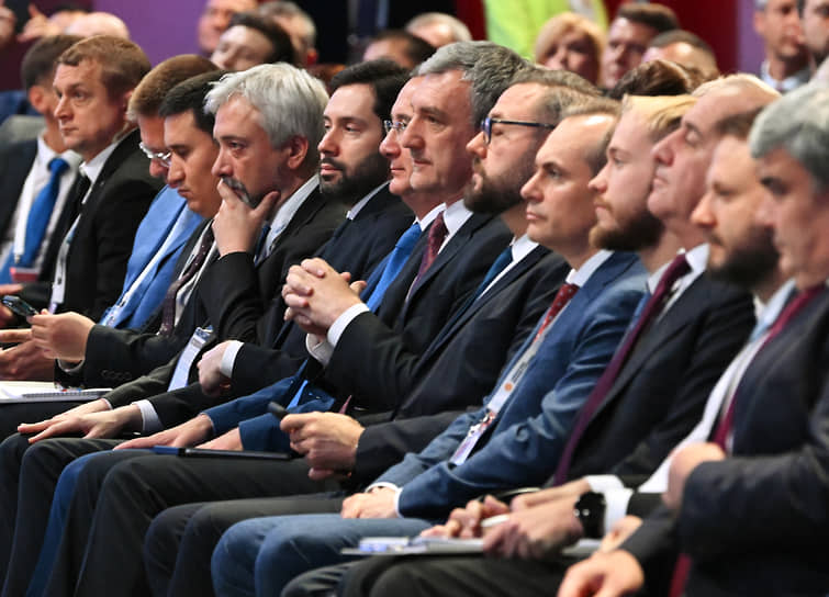 Собравшиеся были в тесноте и точно не в обиде