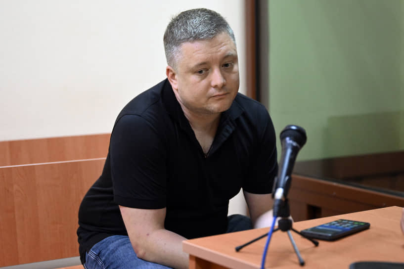 Денис Резвов пытается возместить ущерб потерпевшим, но от суда его это не спасло