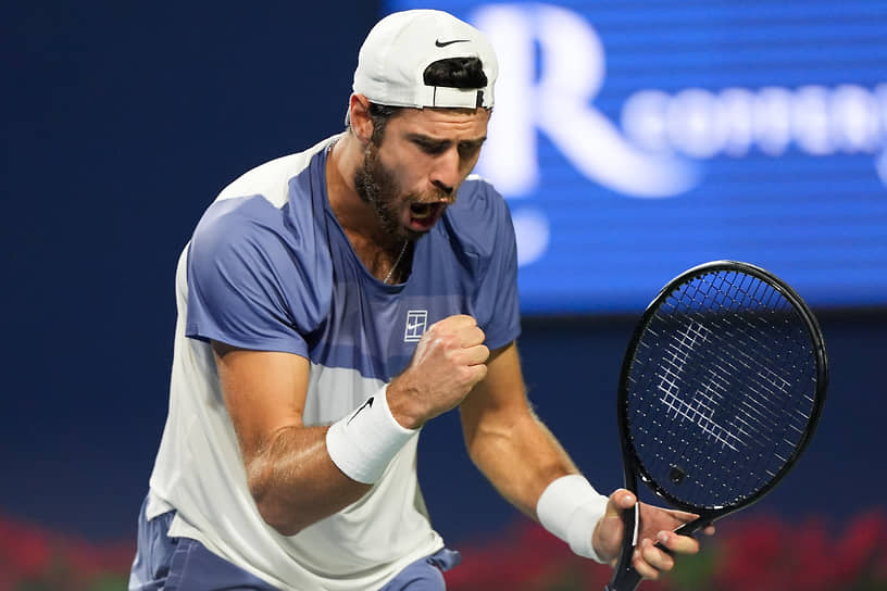 Выход в финал турнира категории Masters 1000 в Торонто позволил Карену Хачанову подняться в рейтинге ATP c 16-места на 12-е