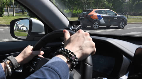 Каршеринг отправили вслед за самокатами // Для краткосрочной аренды авто в Москве нужно будет зарегистрироваться на mos.ru