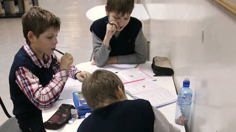 Урочный круг // Учителя и эксперты прокомментировали возможную отмену домашнего задания