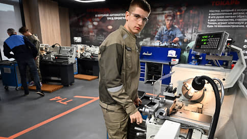 Минпросвещения отчиталось о рекордном росте популярности колледжей среди школьников