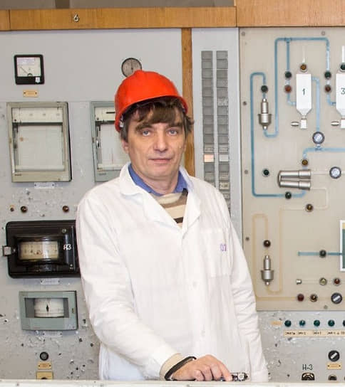 Александр Уваров