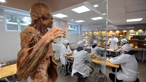 Будущим врачам выдали направление // Госдума одобрила законопроект Минздрава об обязательном целевом обучении студентов медвузов