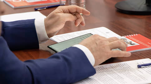 Контролю и надзору обратного хода нет // Аппарат правительства и Генпрокуратура обещают предпочесть умные проверки массовым