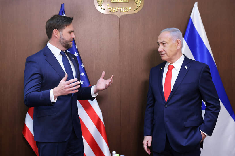 Вице-президент США Джей Ди Вэнс (слева) и премьер-министр Израиля Биньямин Нетаньяху