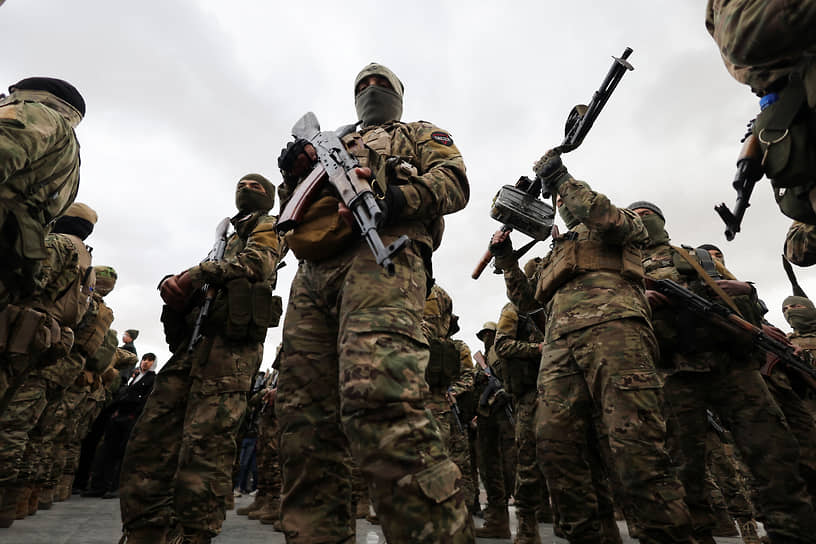 Военный парад после свержения Башара Асада в Дамаске, 27 декабря 2024 года