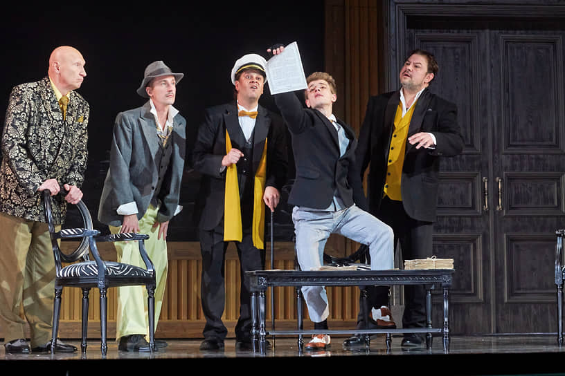 Спектакль Алексея Бородина «Игра интересов»