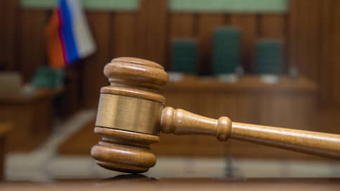 Первый протокол комом // Суд вернул полицейским прецедентное дело о поиске запрещенных материалов в интернете