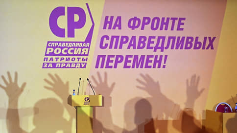 Искусственный протест // Политические акции уходят в нейросети