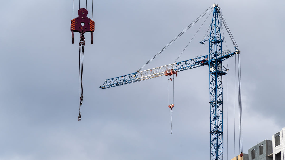 Покупатели поднялись на этаж