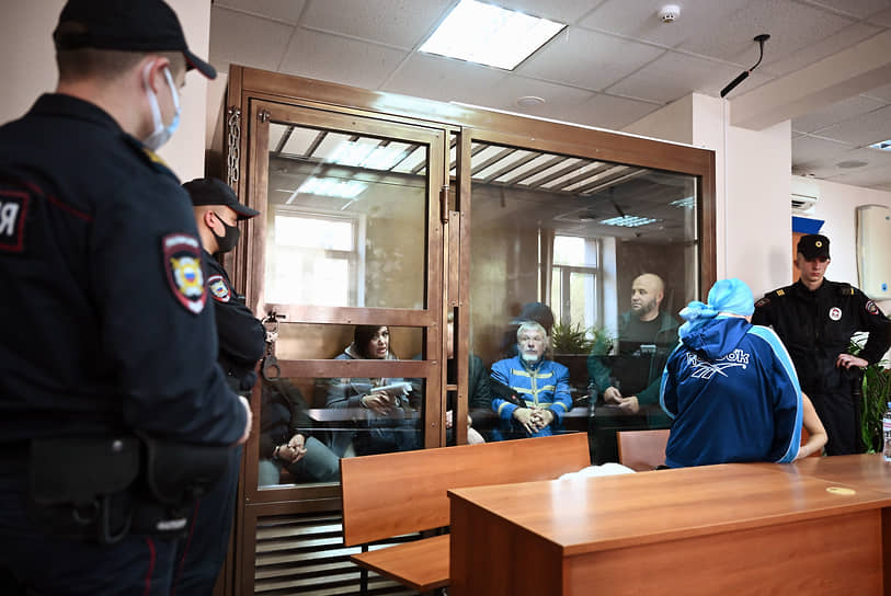 Судебное заседание по делу бывших топ-менеджеров и совладельцев ростовского банка «Кредит Экспресс»