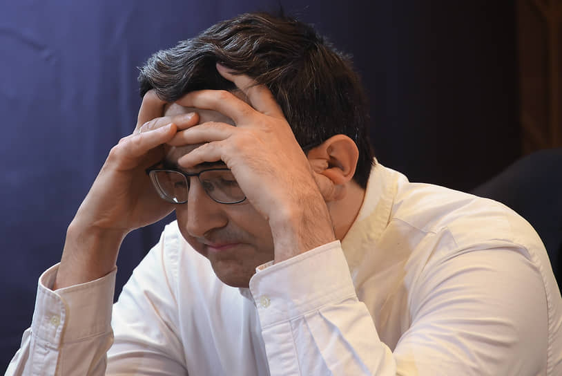 Владимир Крамник (на фото) охарактеризовал реакцию FIDE на его отношения с Даниэлем Народицким как травлю и предупредил, что намерен подать судебный иск к федерации