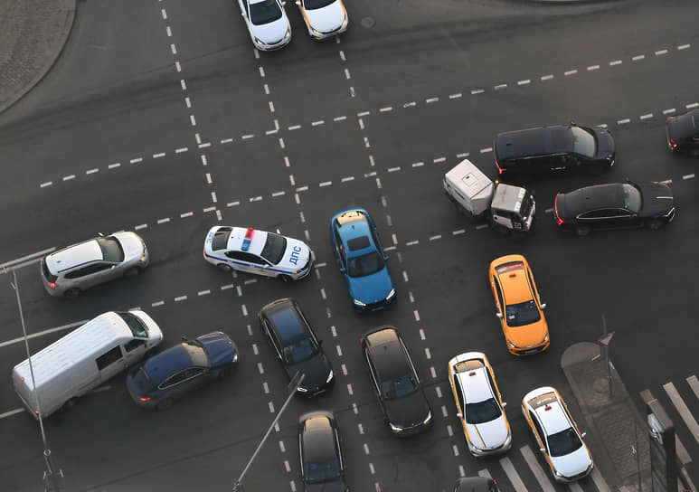 Стратегическим проблемам дорожного движения впервые посвящен отдельный указ президента