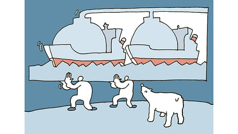 Танкеры ждут мороз // СПГ-завод НОВАТЭКа не торопится с перевалкой на Кильдине