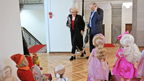 От улыбки станет всем страшней // Депутаты считают российские игрушки недостаточно традиционными