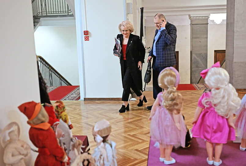 Председатель комитета Госдумы по защите семьи, вопросам отцовства, материнства и детства Нина Останина