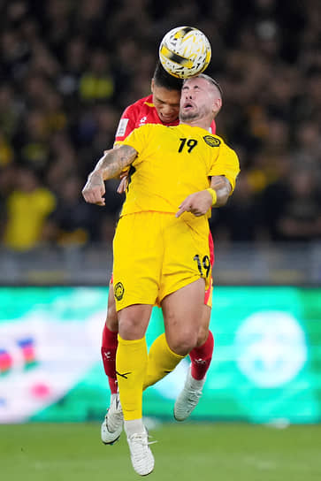 Аргентинец Родриго Ольгадо успел сыграть за сборную Малайзии один матч и забить один мяч, прежде чем FIFA отстранила его за нарушение правил натурализации 