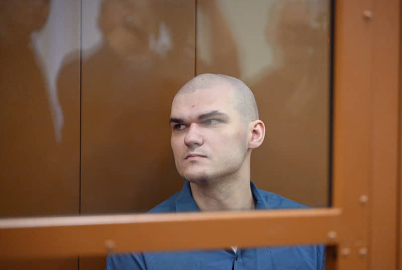 Евгений Серебряков сотрудничал со следствием, принес извинения потерпевшим и в итоге получил 25 лет лишения свободы