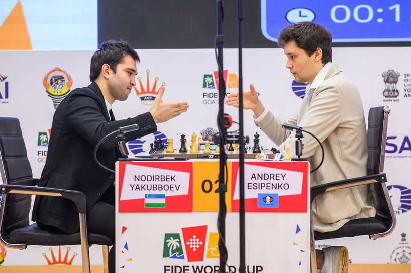 В матче за третье место Кубка мира Андрей Есипенко выиграл у Нодирбека Якуббоева обе партии с классическим контролем и завоевал путевку в кандидатский турнир