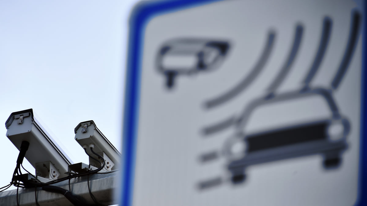 Для камер одного закона пока хватит